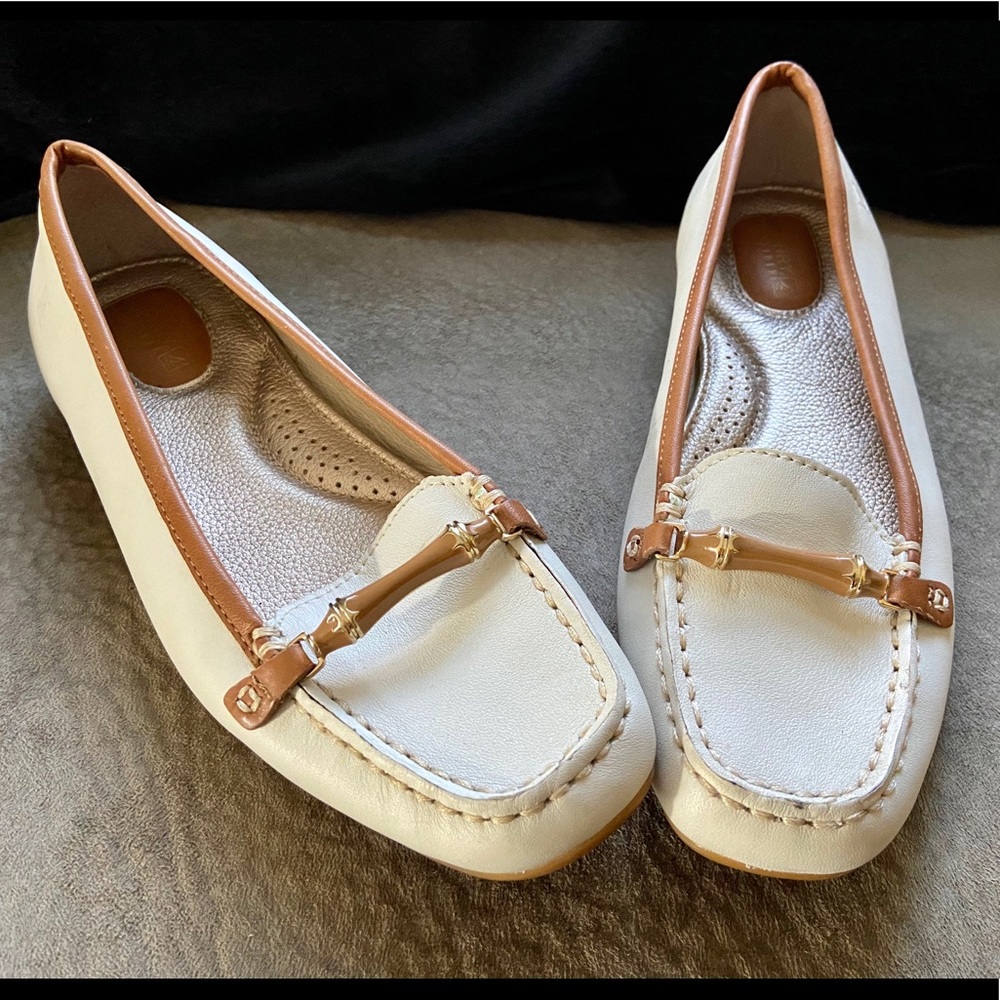 COPY - Cream Sperry Leather Ballet Flat Brand New